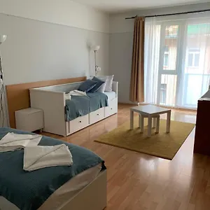 Hi Downtown A12 Appartamento Budapest