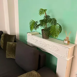 Sunny Flat In Center Of Appartamento Praga